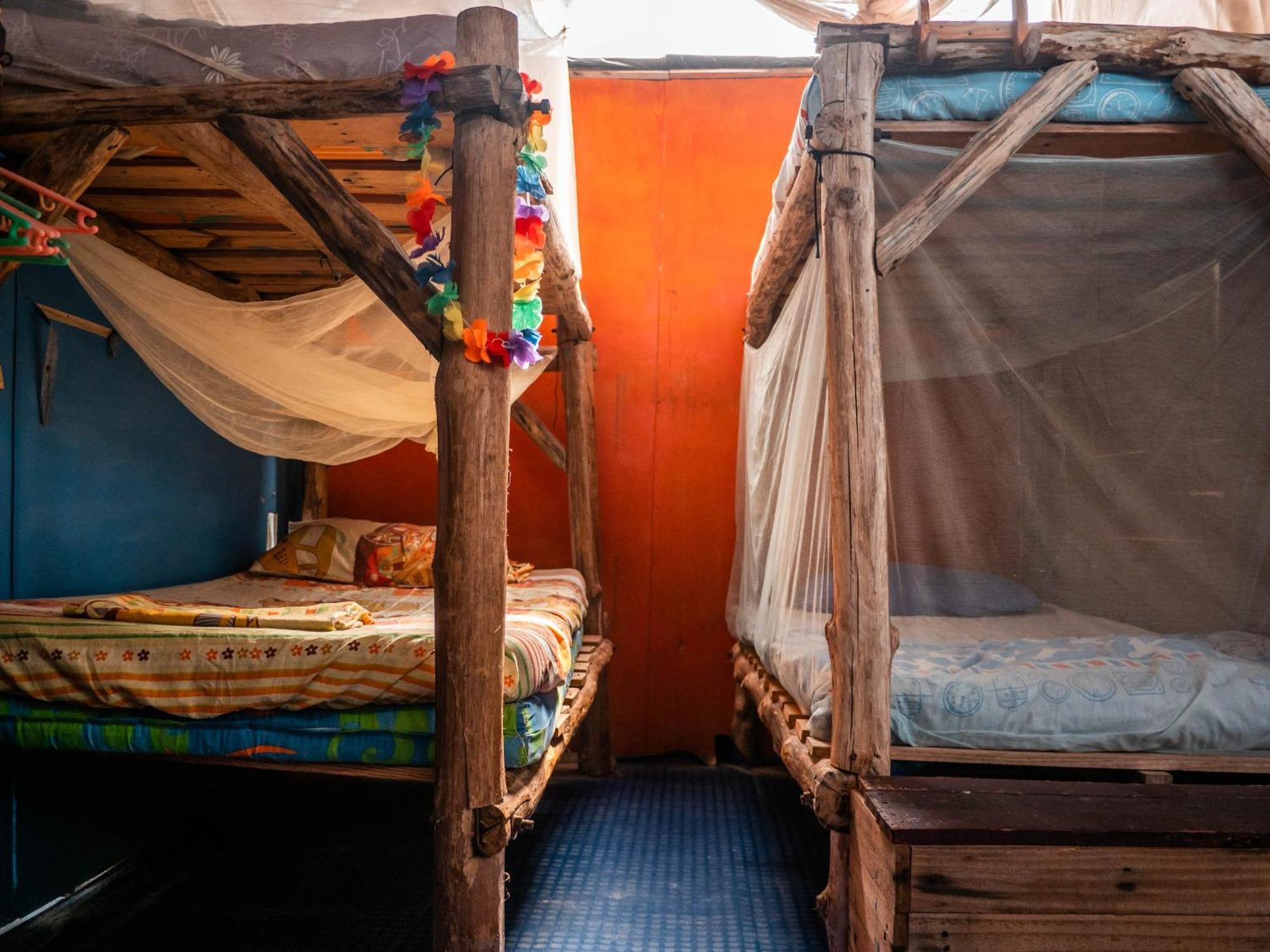 A Orilla Del Mar En Baru Hostel Cartagena Buitenkant foto