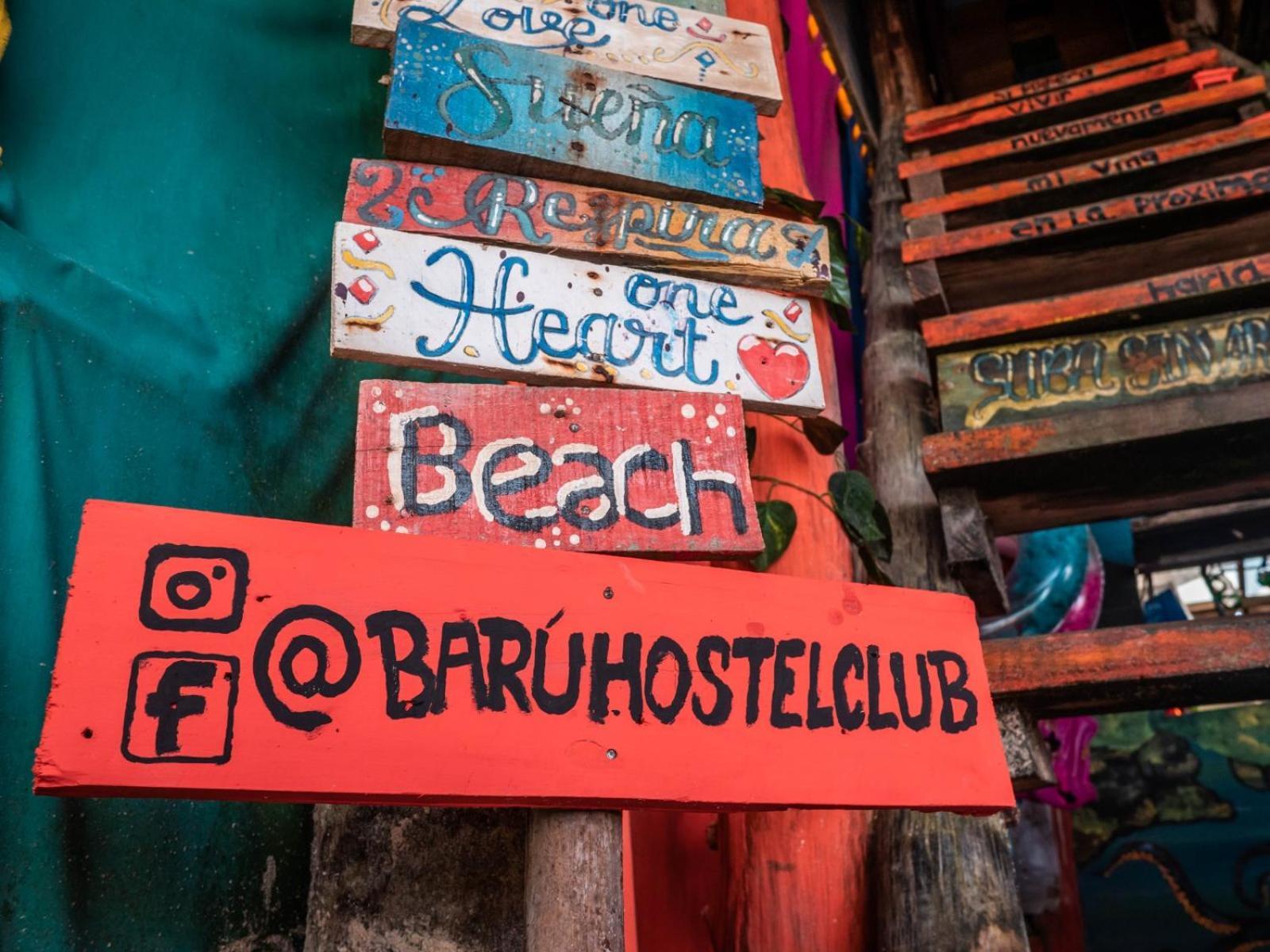 A Orilla Del Mar En Baru Hostel Cartagena Buitenkant foto